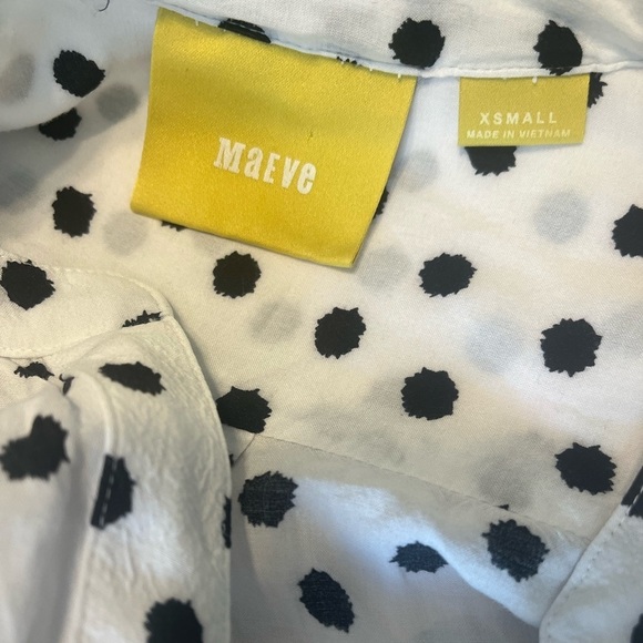 Anthropologie Maeve White Polka Dot Dalmation Spotted Henley Sz XS - Picture 8 of 10